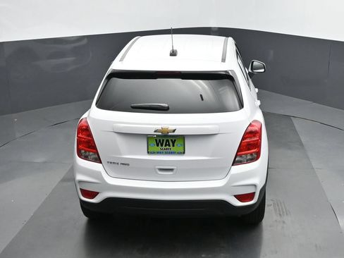 Used 2020 Chevrolet Trax LS w/ Tint and Cruise Package AWD/4WD image 37