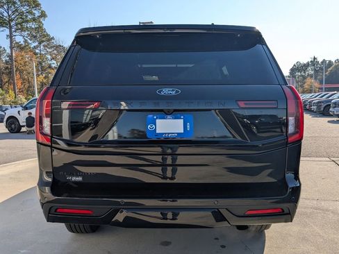 New 2025 Ford Expedition Platinum w/ Stealth Performance Package image 5