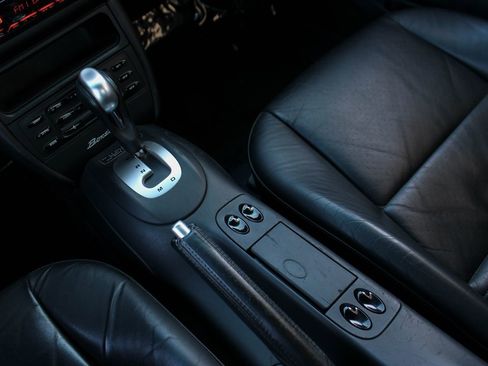 Used 2001 Porsche Boxster S RWD image 17