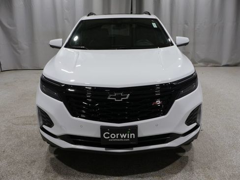 Used 2024 Chevrolet Equinox RS w/ RS Leather Package AWD/4WD image 9
