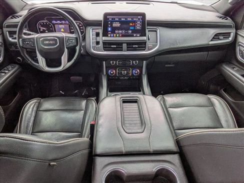 Used 2021 GMC Yukon XL SLT w/ SLT Luxury Plus Package image 16