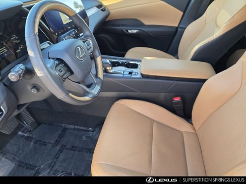 Certified 2025 Lexus RX 350 Premium image 11