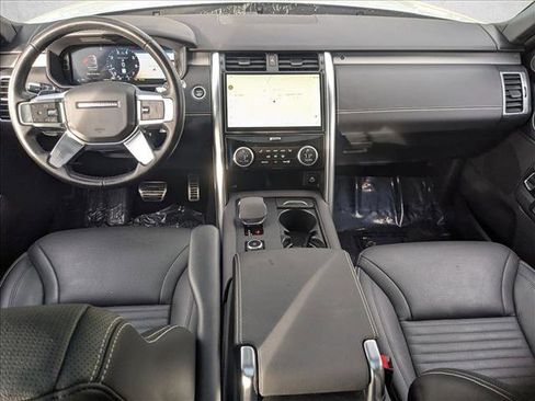 Used 2021 Land Rover Discovery S R-Dynamic image 19