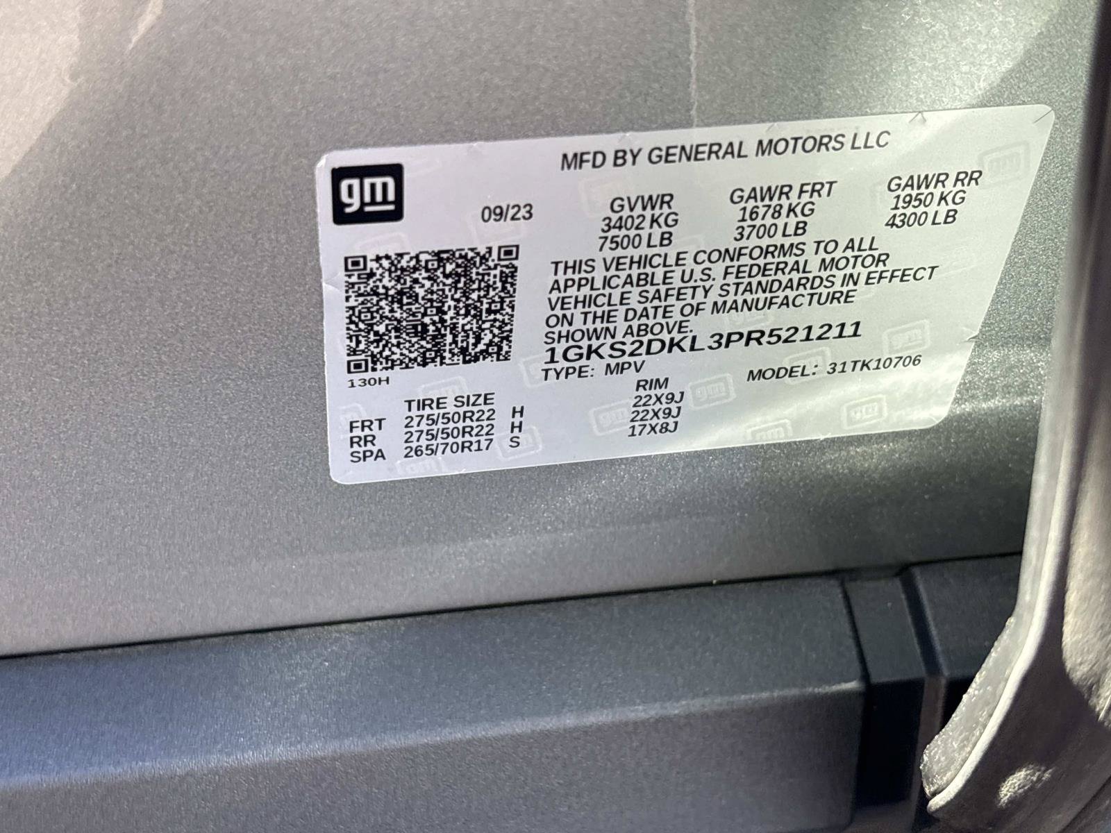 Used 2023 GMC Yukon Denali w/ Advanced Technology Package AWD/4WD image 37