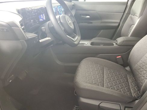 New 2026 Nissan Kicks SV w/ SV Premium Package image 13