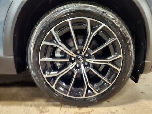 Certified 2025 MAZDA CX-70 Plug-In Hybrid w/ Premium Plus image 37