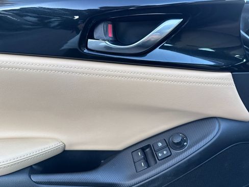 Used 2017 MAZDA MX-5 Miata RF Grand Touring image 11