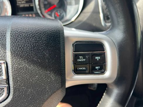 Used 2017 Dodge Grand Caravan GT FWD image 19