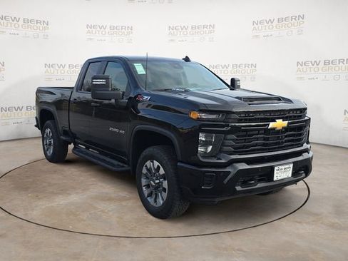 New 2026 Chevrolet Silverado 2500 Custom w/ Custom Value Package AWD/4WD image 7