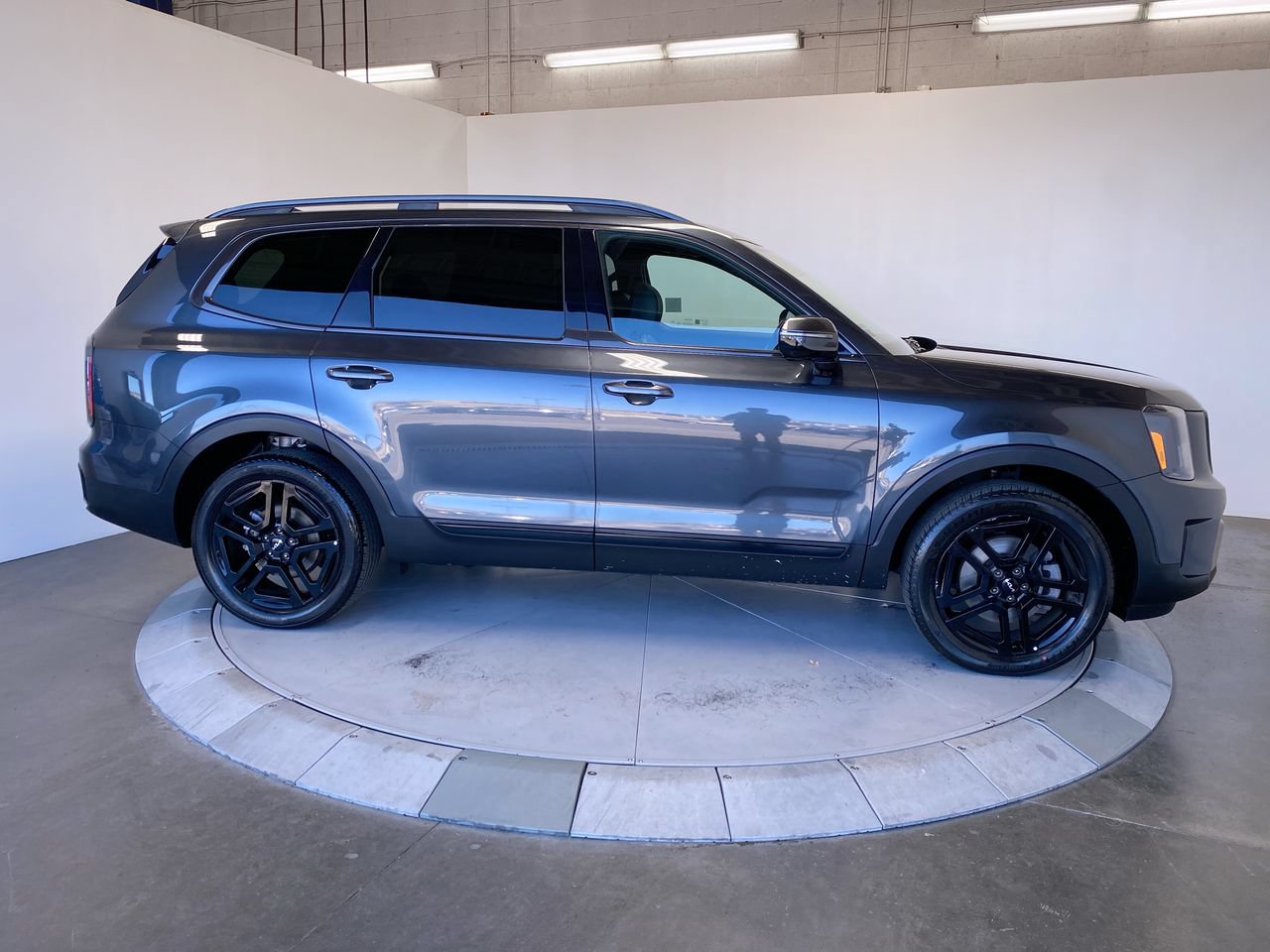 Certified 2024 Kia Telluride SX X-Line AWD/4WD image 6