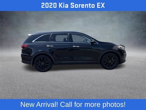 Used 2020 Kia Sorento EX FWD image 2