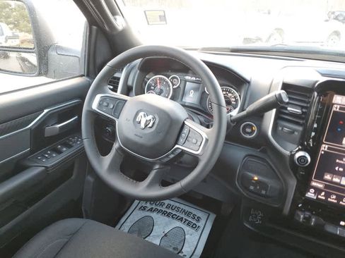 Used 2025 RAM 3500 Big Horn image 17