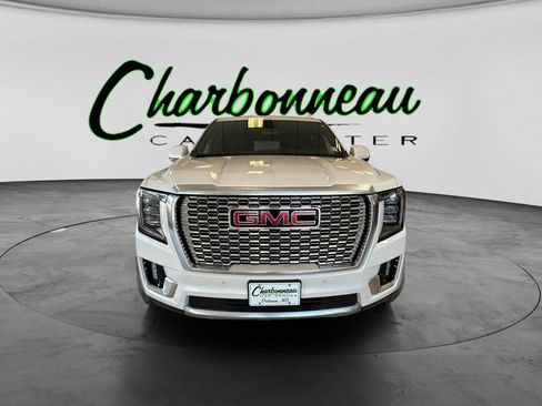 Used 2024 GMC Yukon XL Denali w/ Advanced Technology Package AWD/4WD image 8
