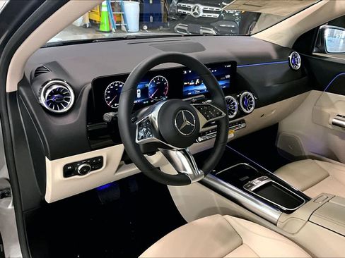New 2026 Mercedes-Benz GLA 250 4MATIC image 10
