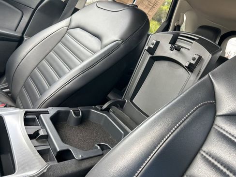 Used 2021 Ford Edge SEL w/ Convenience Package image 35