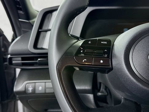 Certified 2025 Hyundai Elantra Sport FWD image 20