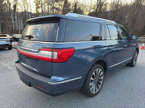 Used 2019 Lincoln Navigator L Select w/ Technology Package image 5