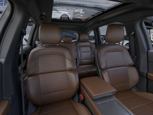 New 2026 Lincoln Nautilus Reserve AWD/4WD image 10
