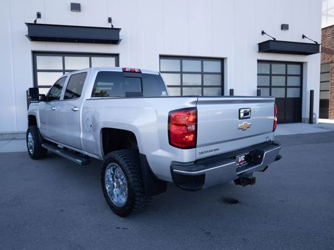 Used 2016 Chevrolet Silverado 2500 LTZ w/ Z71 Package, Off-Road AWD/4WD image 5