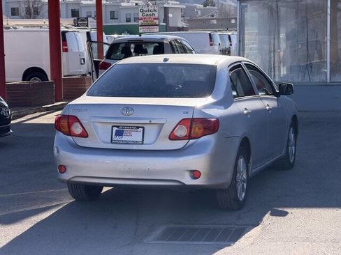 Used 2010 Toyota Corolla image 4