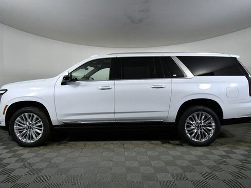 Used 2026 Cadillac Escalade ESV Luxury w/ LPO, Floor Liner Package image 2