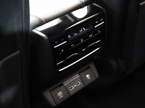 Certified 2023 Acura MDX Advance image 11