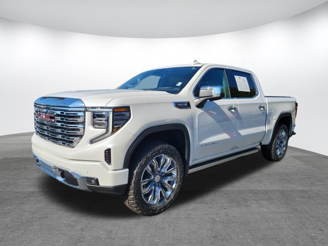 Used 2025 GMC Sierra 1500 Denali w/ Denali Reserve Package AWD/4WD image 3