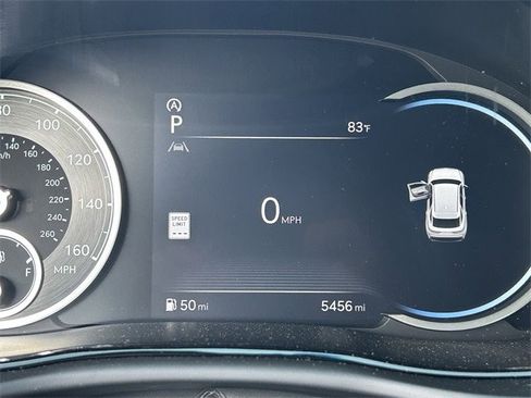 Used 2025 Genesis GV70 3.5T Sport w/ Sport Advanced Package image 32