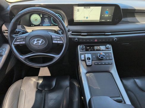 Used 2023 Hyundai Palisade Calligraphy image 28