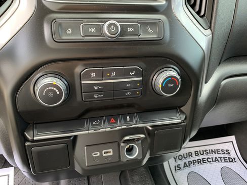 Used 2021 Chevrolet Silverado 1500 Custom image 31