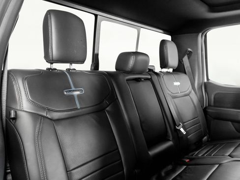 Used 2025 Ford F250 Platinum image 15