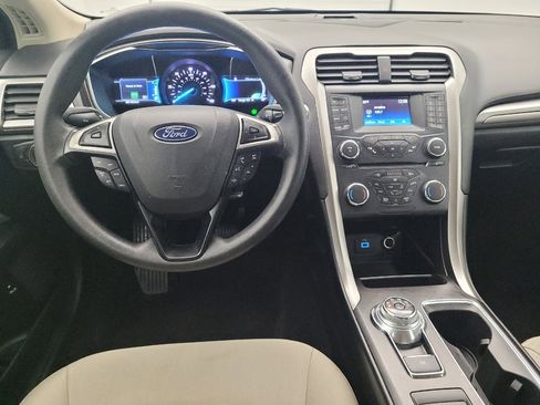 Used 2018 Ford Fusion S image 22