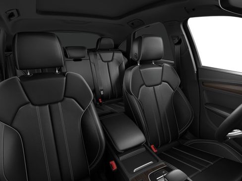 Certified 2023 Audi Q5 2.0T Prestige AWD/4WD image 5