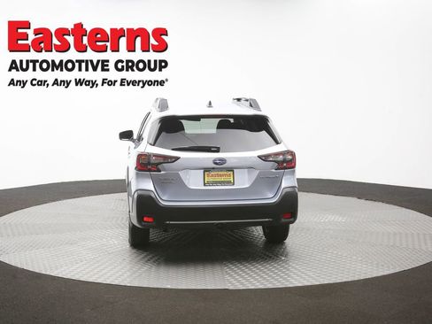 Used 2024 Subaru Outback Premium AWD/4WD image 35