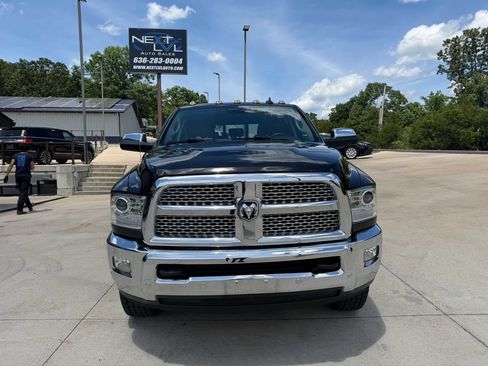 Used 2017 RAM 2500 Laramie w/ Snow Chief Group AWD/4WD image 4
