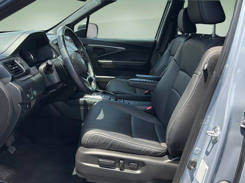 Used 2023 Honda Passport EX-L image 11