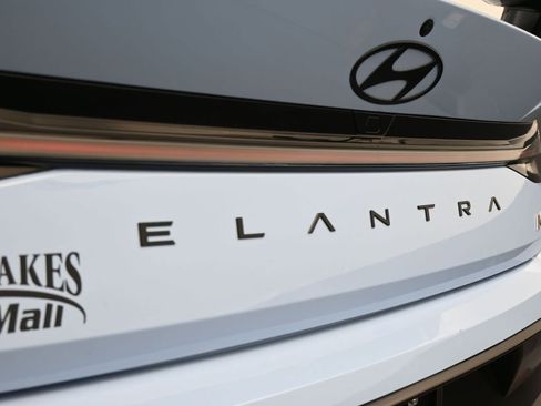 Used 2025 Hyundai Elantra N image 40