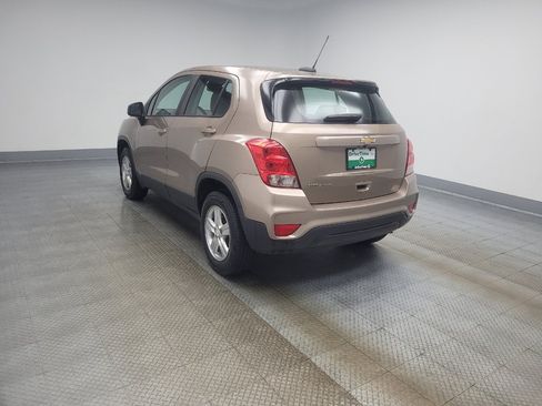 Used 2018 Chevrolet Trax LS AWD/4WD image 3