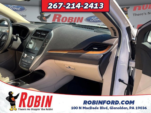 Used 2017 Lincoln MKC Select w/ Select Plus Package AWD/4WD image 24