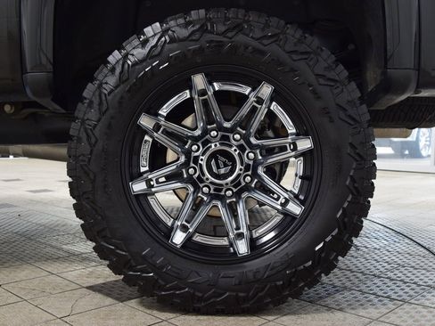 Used 2022 GMC Sierra 3500 Denali w/ Denali Ultimate Package image 26