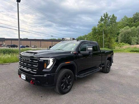 Certified 2026 GMC Sierra 3500 AT4 AWD/4WD image 1