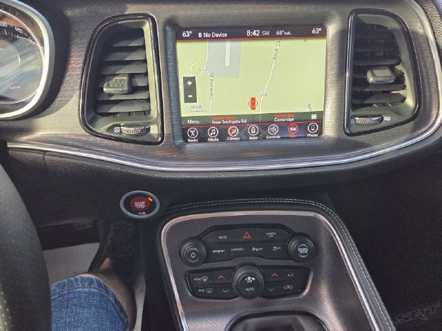 Used 2017 Dodge Challenger SRT RWD image 17