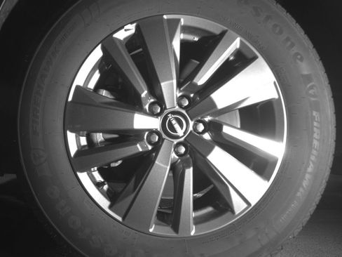 Used 2025 Nissan Pathfinder SV FWD image 12