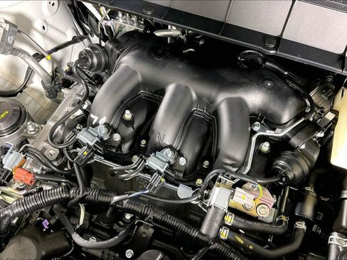 New 2026 Nissan Pathfinder SV image 32