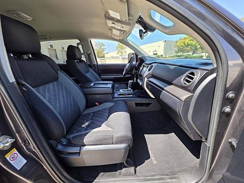 Used 2018 Toyota Tundra SR5 image 6