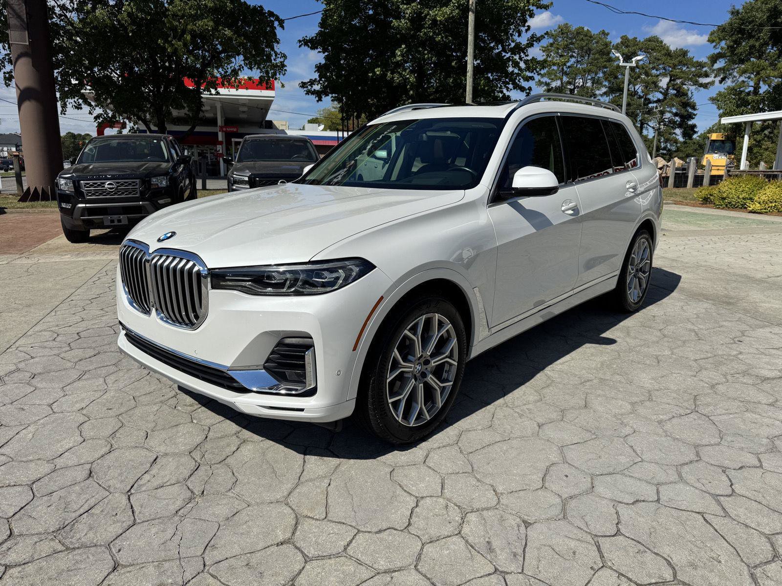 Used 2020 BMW X7 xDrive40i w/ Premium Package AWD/4WD image 10