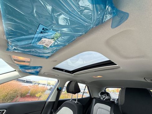 New 2026 Hyundai Venue SEL image 22