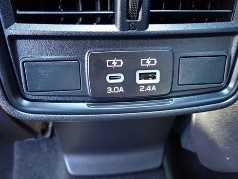Used 2026 Subaru Forester Premium AWD/4WD image 10