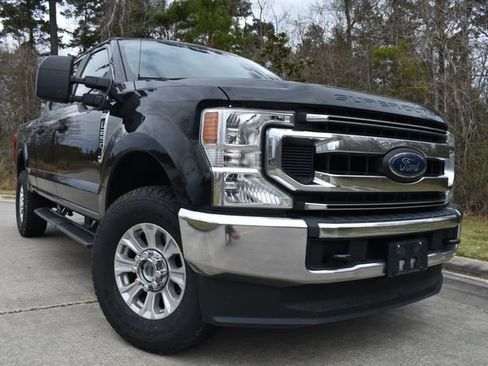 Used 2021 Ford F250 XL w/ STX Appearance Package image 2