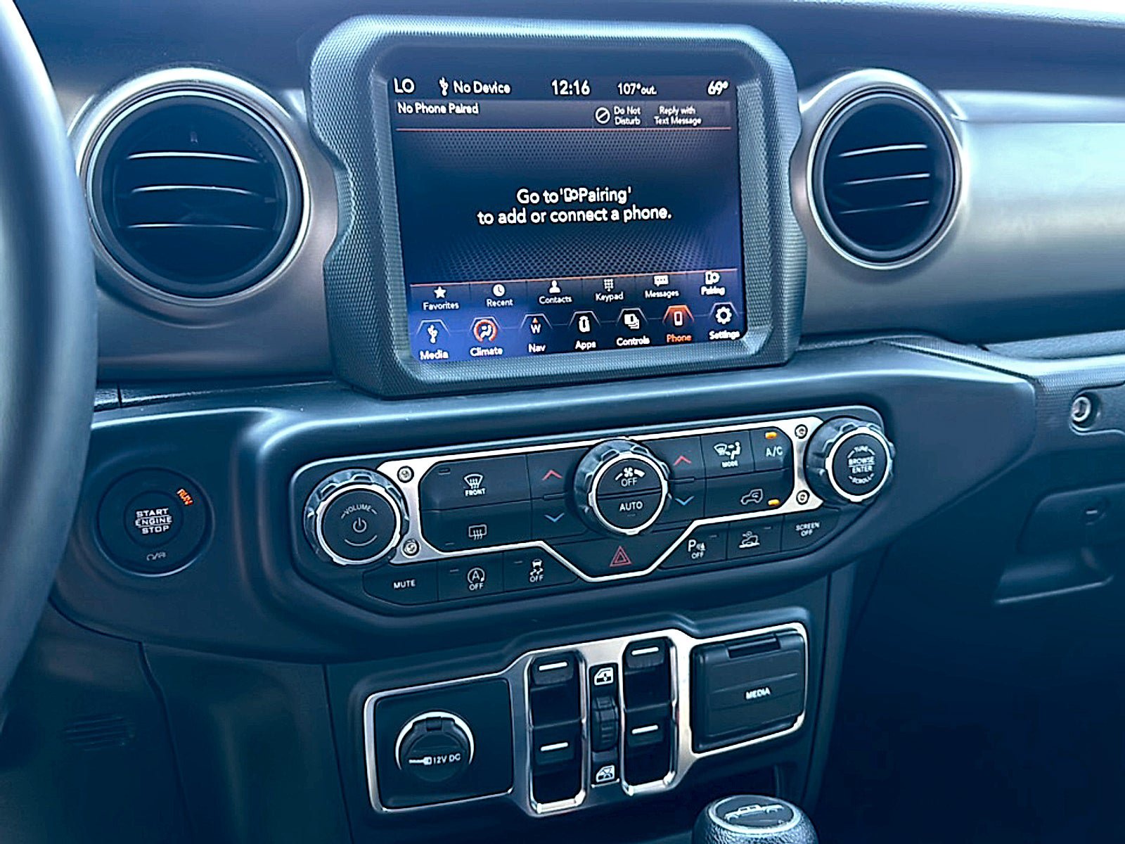 Used 2023 Jeep Gladiator Sport AWD/4WD image 31